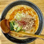 Menya Maiko - 白胡麻担々麺(850円、真上から)