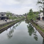 Kouei dou - 倉敷美観地区(お店は右手側)