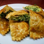 新シン - 玉子入りニラパイ 接写