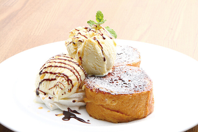 カクテルアンドドリーム・ブルーマーケット（Cocktail＆Dream BLUE MARKET） - 山形（ダイニングバー）の写真