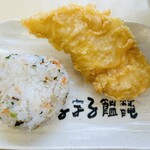 麺乃庄 つるまる饂飩 - 彩おむすびとささみ天。