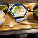 まかでき食堂 - 