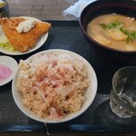 Taishuushokudou Fukurou - 西京味噌鶏汁、アジフライ