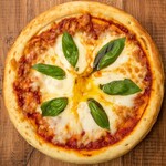 PIZZAの王道 モッツァレラチーズのマルゲリータ