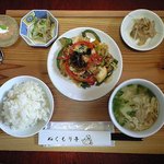 SAKURASOU - 5月9日、お母さんの家庭料理、「ぬくもり亭」この日は中華料理