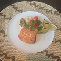 オーヴェスト - カジキマグロのアヒパンカ マッシュポテト添え
