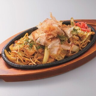 旬の味覚～定番メニューまで、バラエティ豊かなお料理が目白押し