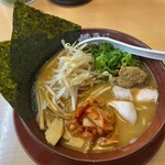 ラーメン 横綱 - 濃厚魚介豚骨ラーメン