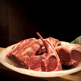 ジンギスカンが味わえる店