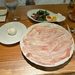 トムクリオーザ - 千葉県水牛のモッツァレラとイタリア野菜　ゆで卵