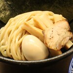 つけめん 豆天狗 - つけ麺並の麺(トッピング全部乗せ)