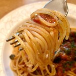 ピッコロヂヂ - プッタネスカ（麺リフト）