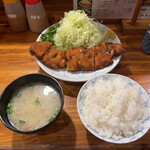 Tonka - ジャンボヒレカツ定食