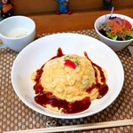 Bimikoubou Genjitei - オムライス、スープ、サラダ