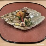 御料理 寺沢 - 河豚の白子焼､鯨ベーコン､屈み､薑､稚鮎の南蛮漬､蛸と筍のコロッケ､海鼠酢､鱸の木の芽焼