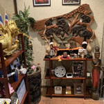 タイ料理レストランThaChang 仙台店 - 入口付近。アジア好きには堪らない。欲しい！