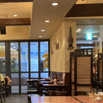 タイ料理レストランThaChang 仙台店 - アジア風の内装2