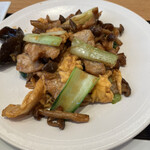 みこころ 無添加チャイナ935 - 週替わりランチ　豚肉とキクラゲと卵の炒めもの　1200円