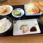 Maruhachi - アジフライ定食