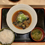 赤坂 まえ田 - マグロ頭肉煮付け定食1100円ご飯大盛無料