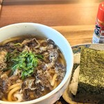 サンサンガーデン - 肉うどんとおにぎり