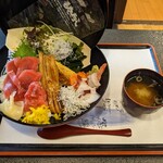 魚健 - 三咲丼・鮮　1,450円
