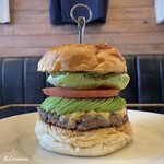 グロウ - アボカドチーズバーガー