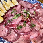 Hiruzen Yakiniku Resutoran Ichifuku - 