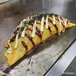 Okonomiyaki Kiraku - オムヤキソバ