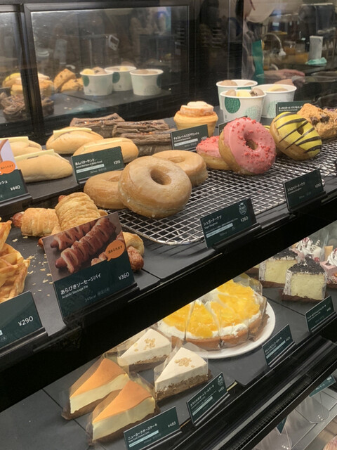 STARBUCKS COFFEE Shinjuku Daianbiru Ten photo 5