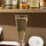 パフェ、珈琲、酒、佐藤 - 