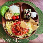 cafe&bar ATZ - ランチメニュー　　　　　　　　タコライス