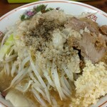 ラーメン二郎 - ニンニクダブル、アブラ