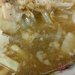 ラーメン二郎 - 脂玉いいね〜