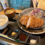 Suiton - 京都産日吉豚のロースカツ定食　150g