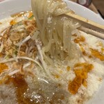 春水堂 - 中太の平打ち麺