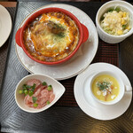 ミエル - こんがりチーズの焼きビーフシチュープレート1485円