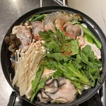 Hemultang (Seafood hotpot)