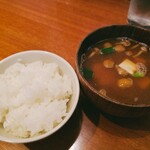 紅亭 - ごはんとみそ汁