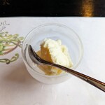 郷土料理ともん - 山菜ヨーグルトだよこれ