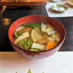 郷土料理ともん - これだけの具から出汁が出るんですよ