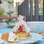 ペチカスケマサコーヒー - チェリーブロッサムタルトの中はこんな感じ