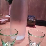 味処 むさし野 - 日本酒ぢゃないよ。水です。