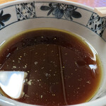 裏お浦 - かつお昆布水の鶏つけ麺（醤油）　のつけ汁