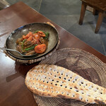 キャラヴァンサライ包 - 