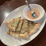 キャラヴァンサライ包 - 