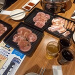 Yakiniku Juujuu Karubi - 