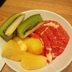 焼肉 ウエスト - サラダバーのフルーツ♡