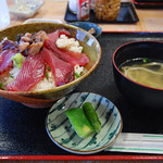 海の母ちゃんたちの市場 なかじゃ - 2013.07　カツオ丼