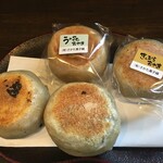 さかた菓子舗 - [上から時計廻りで]うの花,きんぴら,野沢菜,ひじき胡桃和え